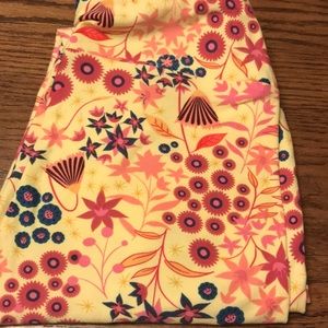 Lularoe one size leggings